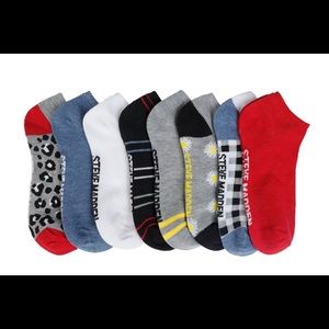 Steve Madden 10 pair sock set